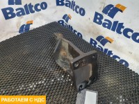 Кронштейн переднего бампера правый